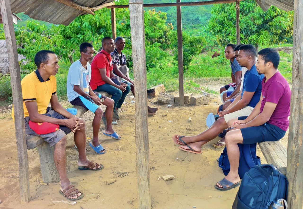 Meeting Shelter